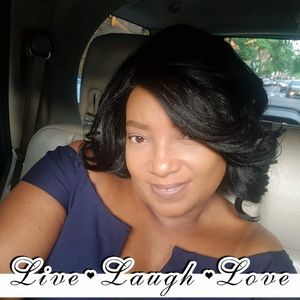 Meet your Posher, Tania